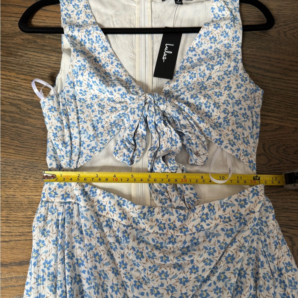 NWT Lulus Flowery Sentiments white floral print tie-front midi dress, size S. - Picture 10 of 10
